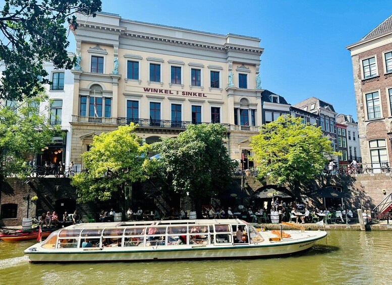 Picture 2 for Activity Utrecht: City Canal Cruise 2