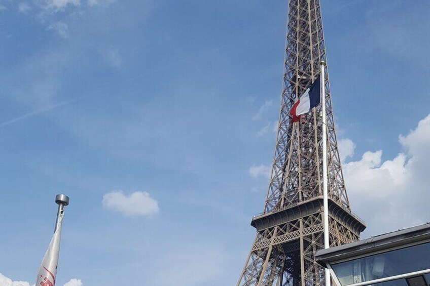 Champagne Tasting on a Seine River Cruise