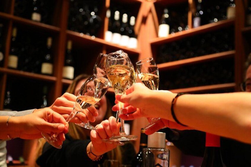 Paris Wine Tasting plus Cheese Lunch with an Expert Sommelier 4