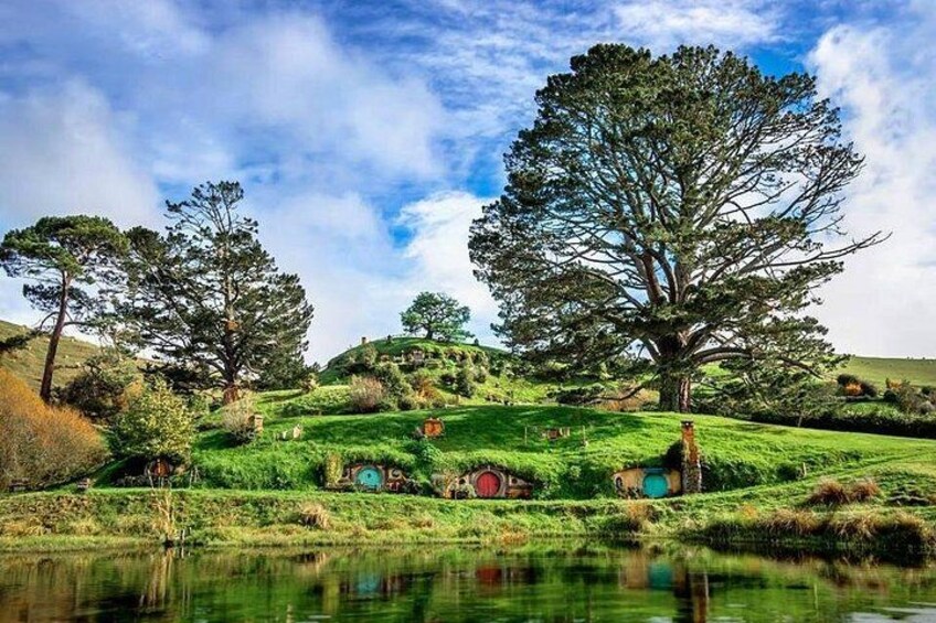 Hobbiton Movie Set 3