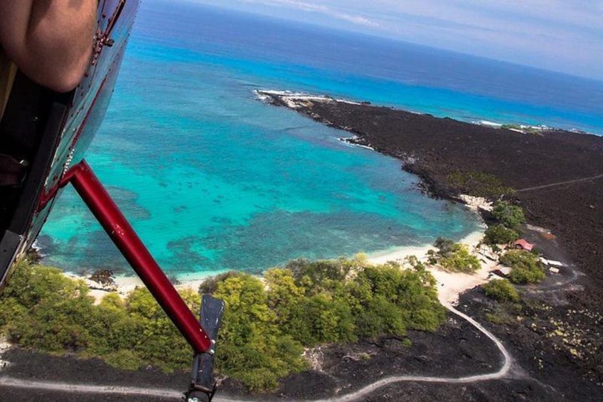 Private Kona Coast Helicopter Tour: All Window Seats 3