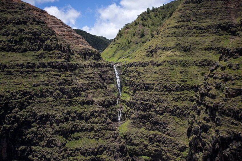 Kauai Deluxe Waterfall Safari: Helicopter Tour 2
