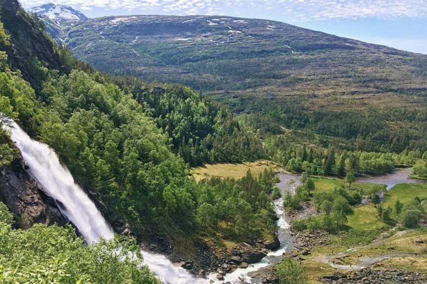 Fossen Bratte waterfall. 3