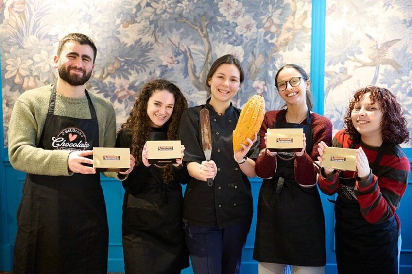 2.5h Belgian Chocolate Pralines Workshop in Brussels 1