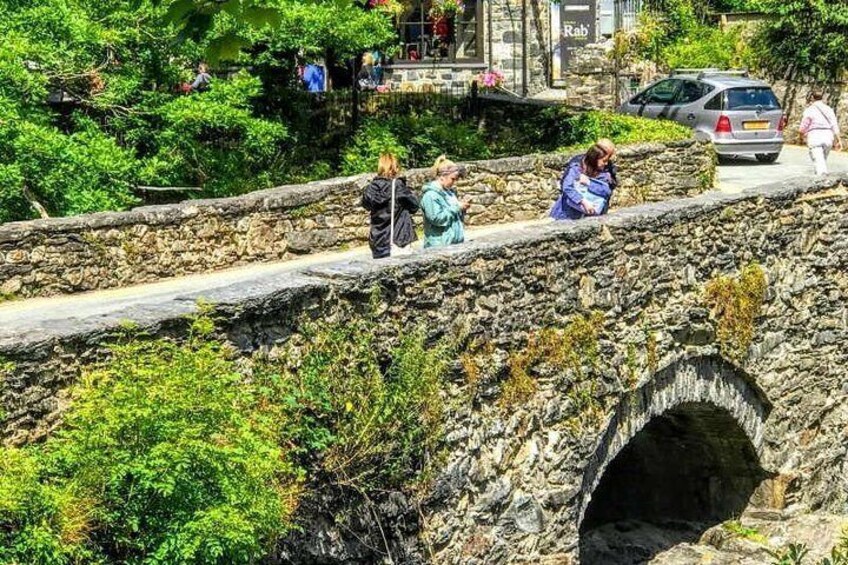 HOLYHEAD SHORE EXCURSION: North Wales Adventure - Sightseeing Day Trip Tour 3