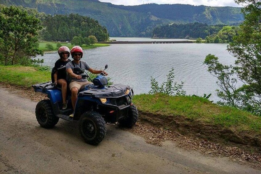 Sete Cidades Tour View 5