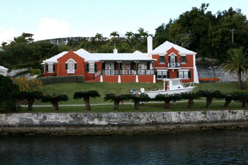 Famous Homes and Hideaways Cruise in Bermuda 1