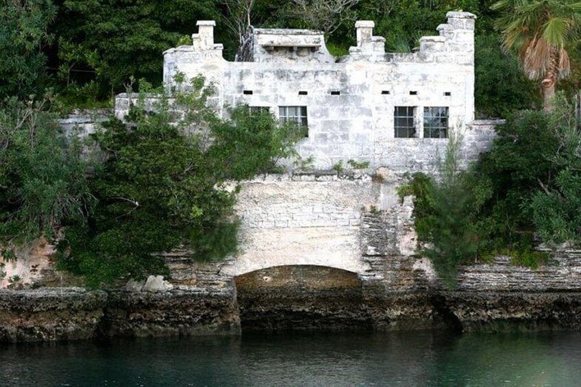 Famous Homes and Hideaways Cruise in Bermuda 2