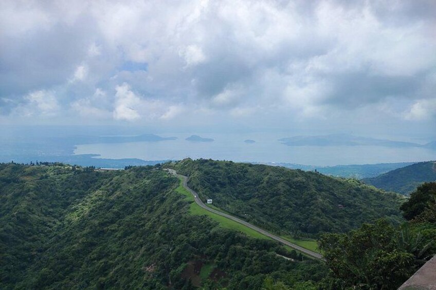 Spectacular Manila to Tagaytay: Full-Day Sightseeing Tour 2
