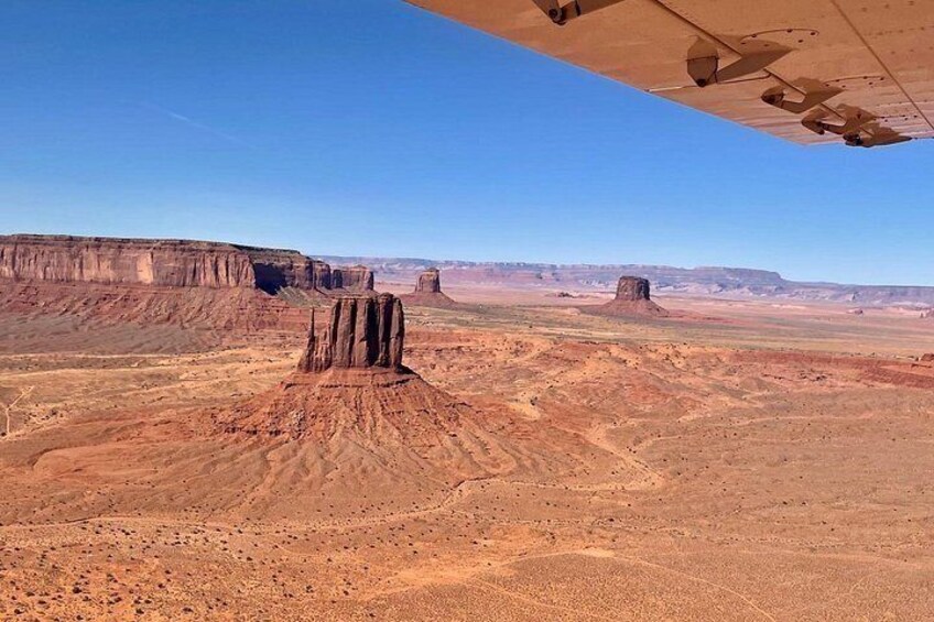 Monument Valley and Canyonlands National Park Combo Air Charter 2