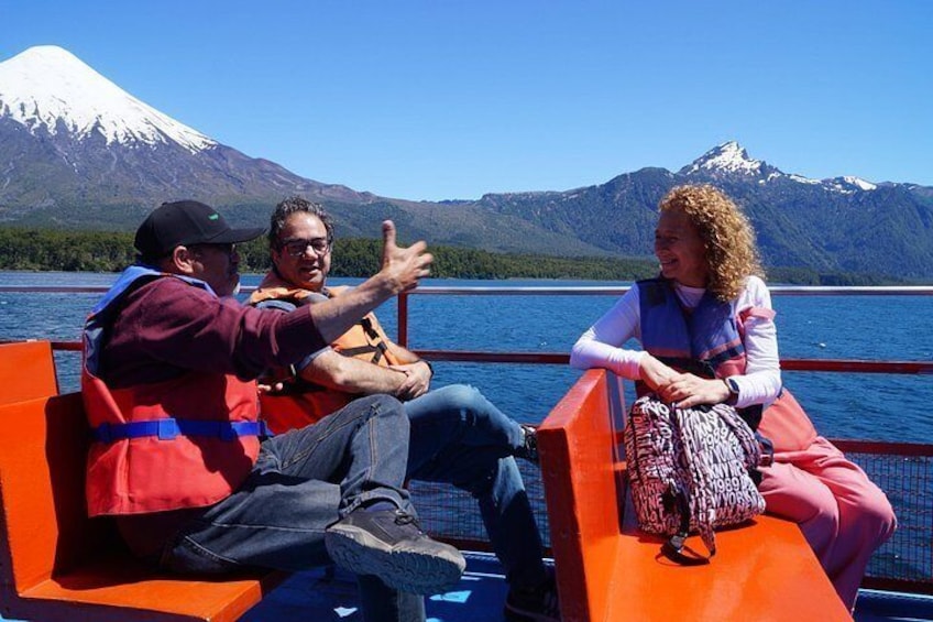 Full-Day Osorno Volcano and Petrohue Falls Small-Group Tour 4