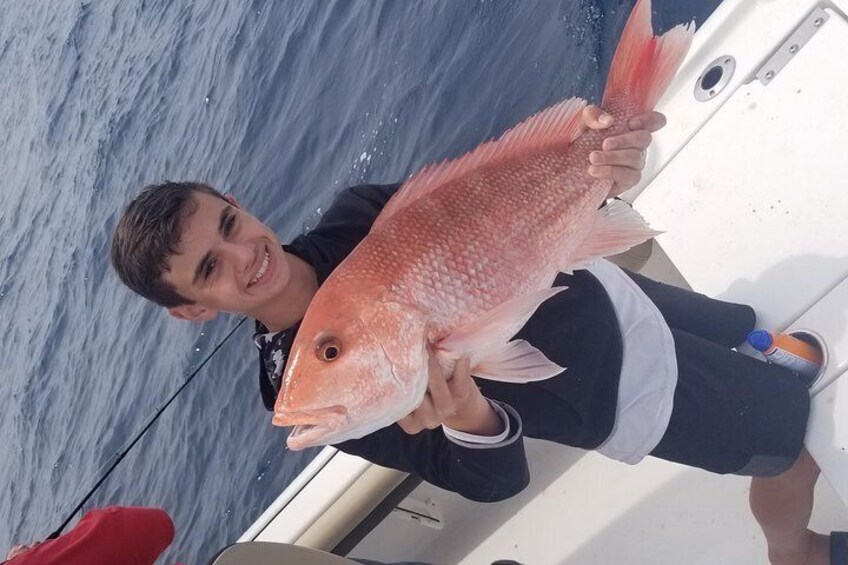 6HR Fishing Charter