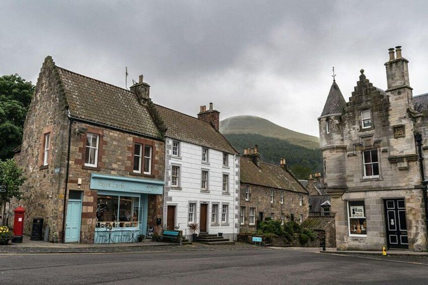 Falkland as 1940's Inverness 5
