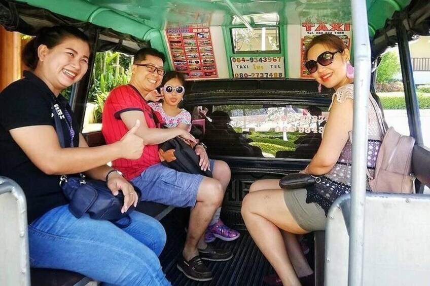 Guests on Local Transport to start the Kids'n'All Tour 5