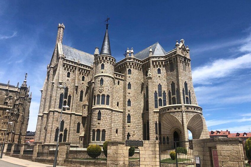 Northern Spain Tour in private 8 - 15 days Spanish English 1
