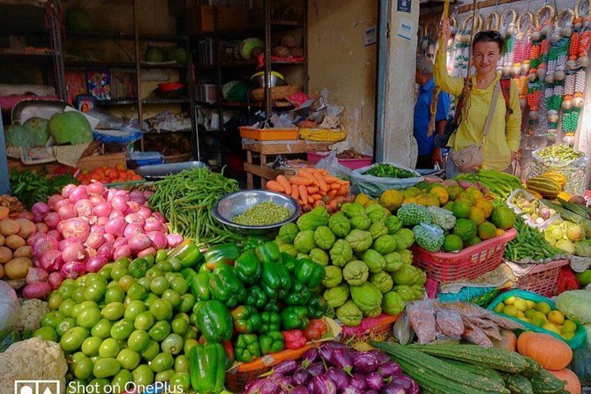 Vegetable market 2