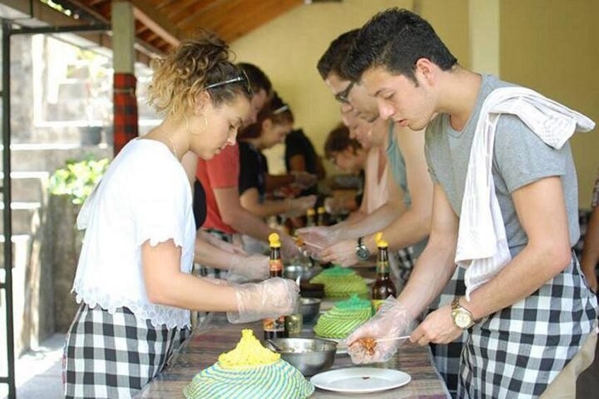 Go Locally: Bali Ubud Cooking Class with Traditional Market Visit by Chef Ketut 5