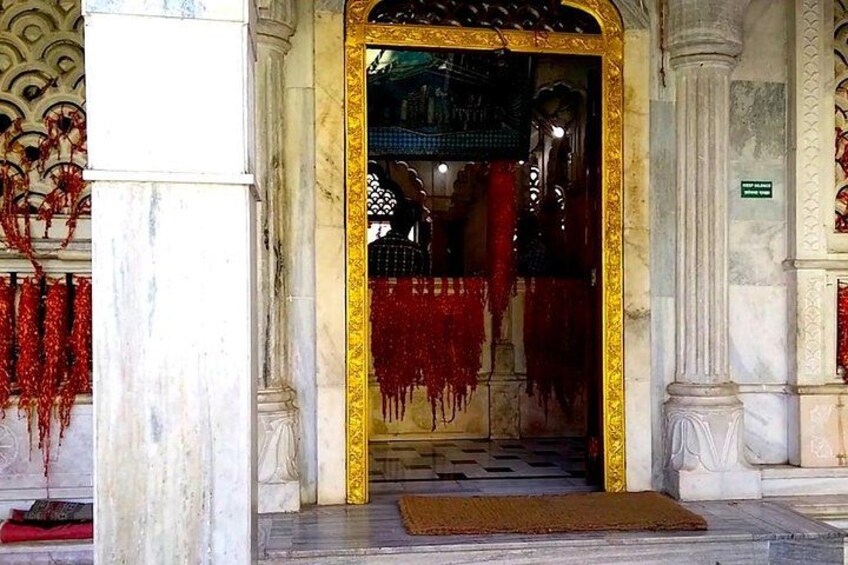 Dargah at Khedshivapur 1
