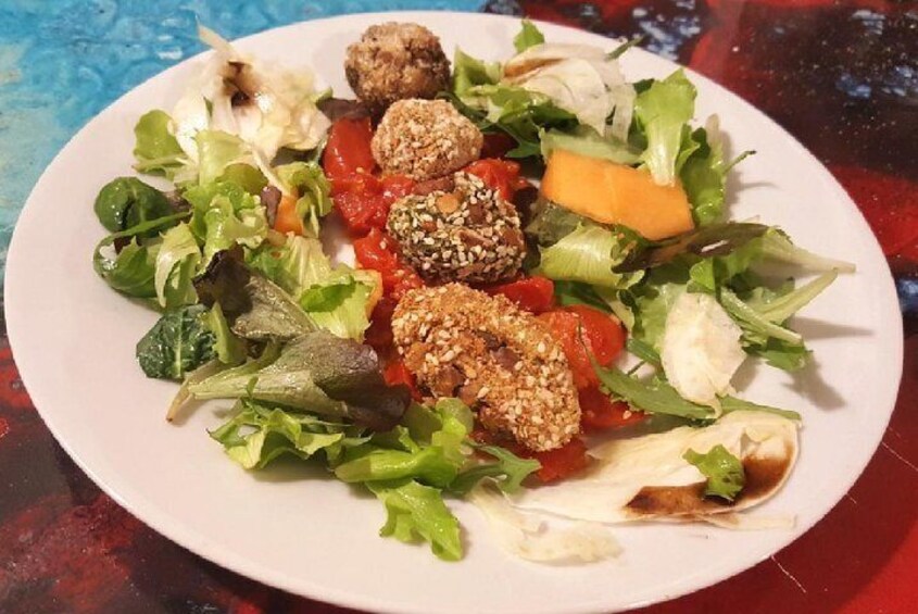 Vegan Bio Lunch with Organic Wine Tasting 1