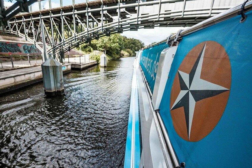 Picture 13 for Activity Boat Tour on Spree & Landwehrkanal with live guide 4