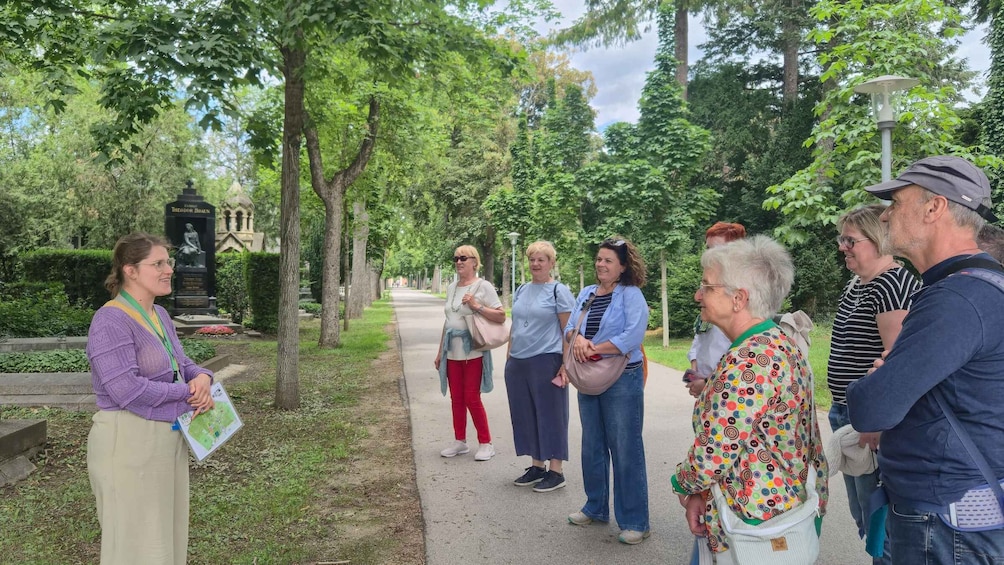 Picture 3 for Activity Vienna: Guided Walking Tour of the Central Cemetery 5