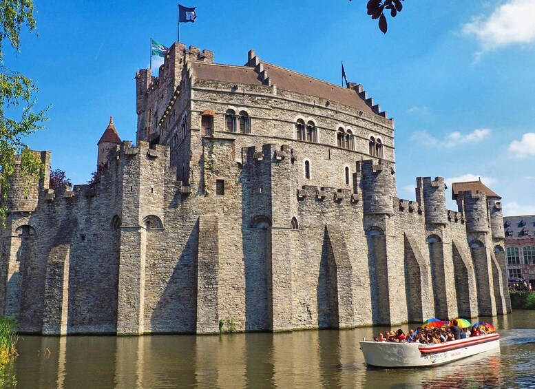 Picture 18 for Activity Ghent: 50-Minute Medieval Center Guided Boat Trip 5