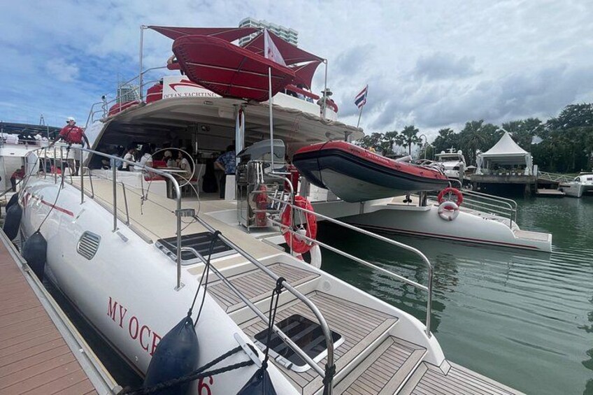 Pattaya Full-Day SUNSET Yacht exclusive Island(Buffet,Snorkeling) 3
