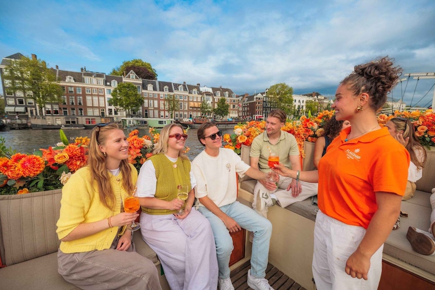 Picture 8 for Activity Amsterdam: Canal Cruise with Unlimited Drinks & Bite option 4
