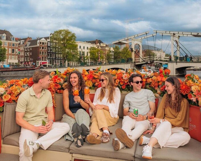 Picture 11 for Activity Amsterdam: Canal Cruise with Unlimited Drinks & Bite option 2