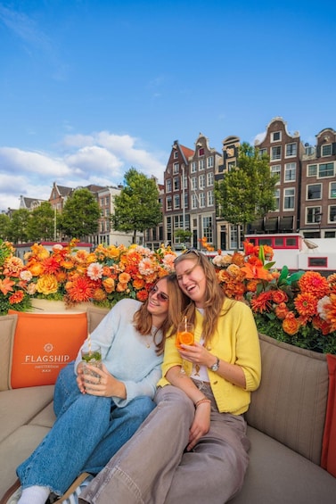 Picture 12 for Activity Amsterdam: Canal Cruise with Unlimited Drinks & Bite option 5