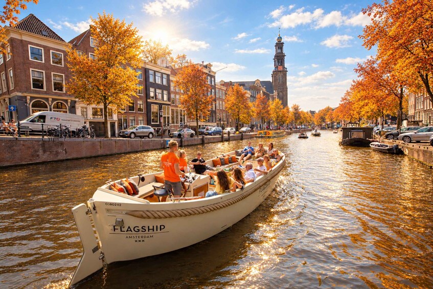 Picture 11 for Activity Amsterdam: Canal Cruise with Unlimited Drinks & Bite option 4