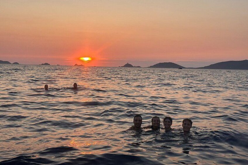 Sunset boat cruise with Aperitif at the Sanguinary Islands 2