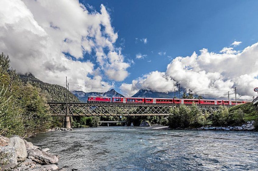 From Como: Day trip to St. Moritz & Panoramic Bernina Express 3