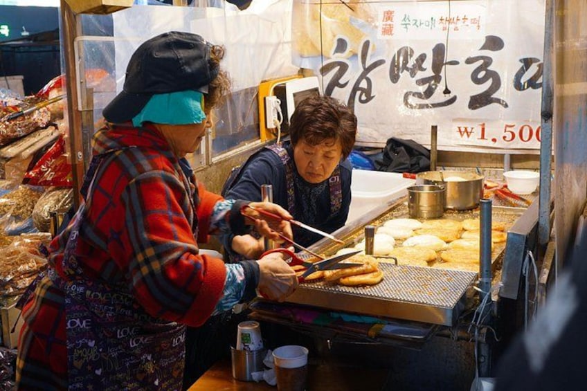 Seoul Street Food Market Tour 3