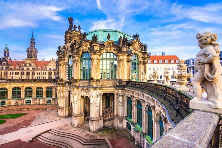 Zwinger Buildings 3