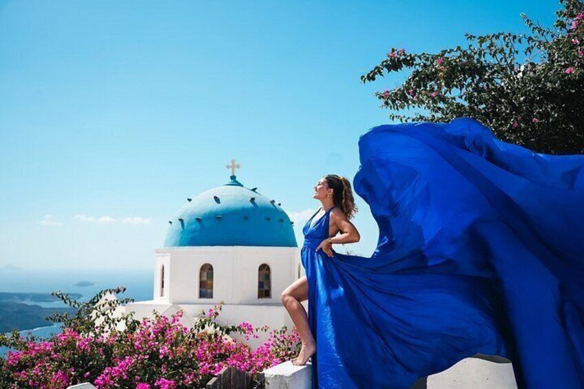 Exclusive Santorini Flying Dress Photoshoot with Pickup 3