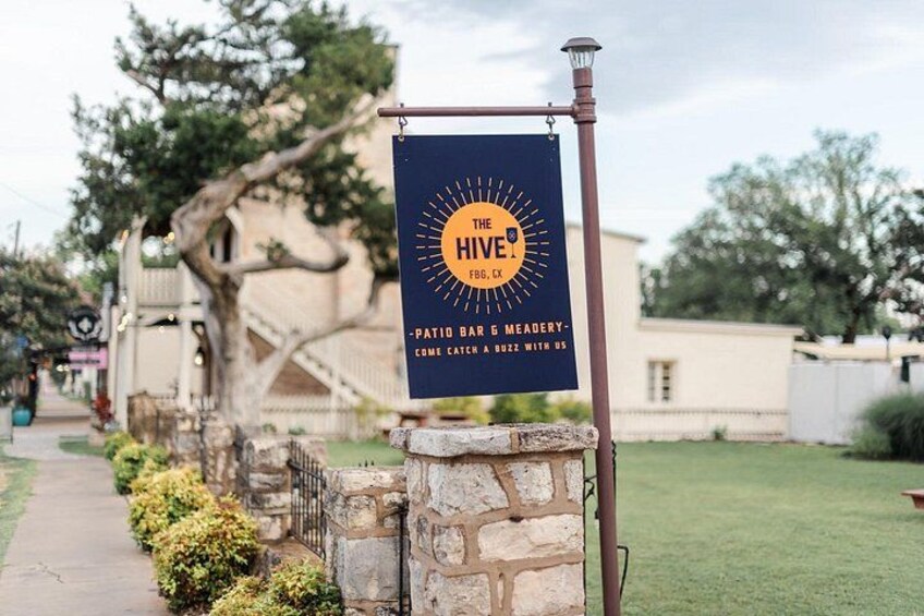 Half-Day Fredericksburg Bubbly Booze Night Bus Guided Experience 2