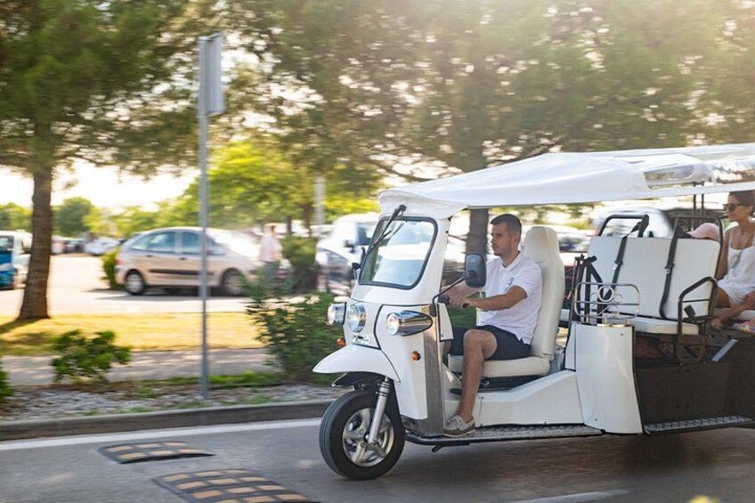 Zadar: City and Wine Tour in Zadar with Eco Tuk Tuk 1