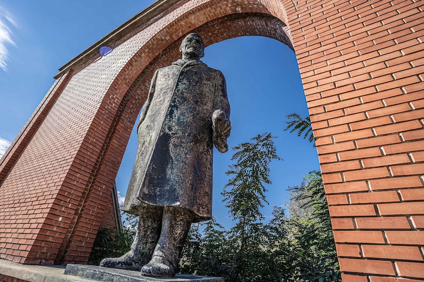 Picture 3 for Activity Budapest: Memento Park Ticket 3