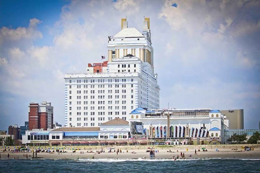Picture 2 for Activity Atlantic City: Morning or Afternoon Skyline Ocean Cruise 2