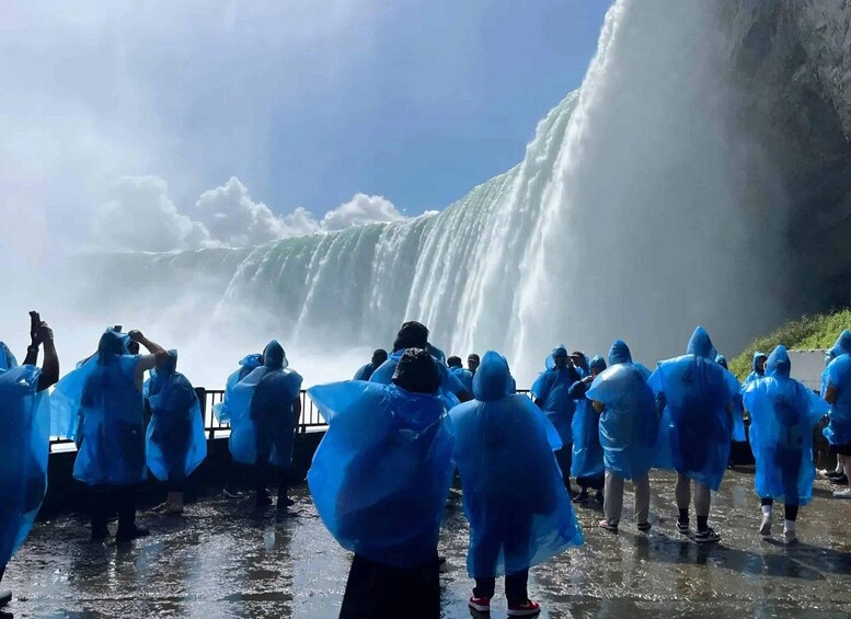 Picture 2 for Activity Toronto: Niagara Falls Day Tour + Boat & Behind Falls Entry 5