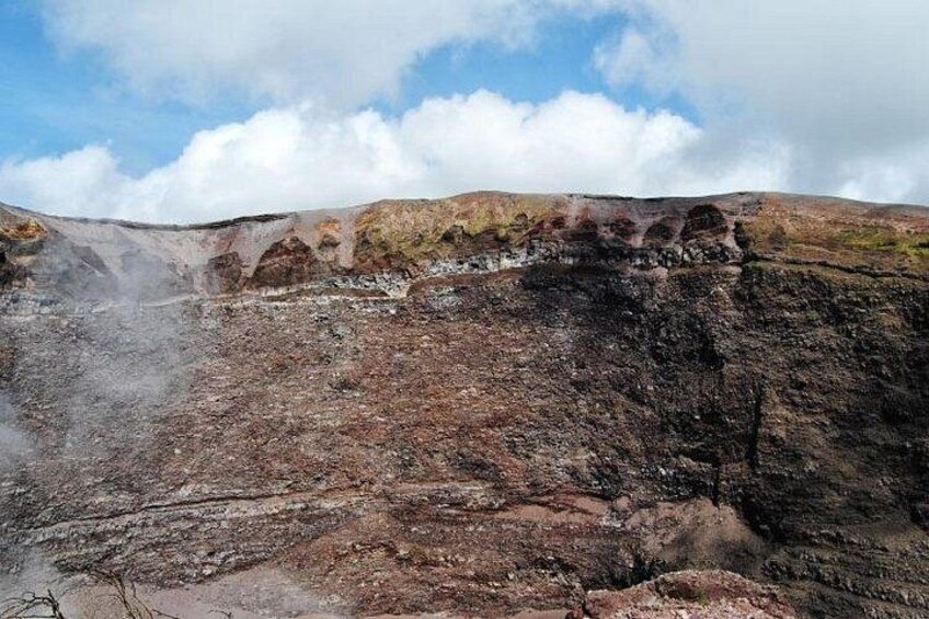 Tour Mount Vesuvius with Entry Tickets and Round Trip Transfer Included 5