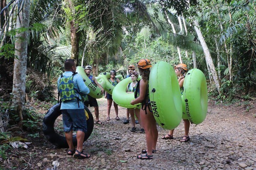 The gorgeous jungle trail on the way to the cave. 3
