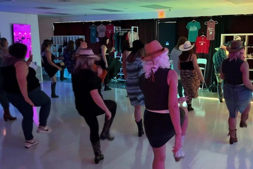 Beginner's Line Dancing Class with Instructor in Nashville 4