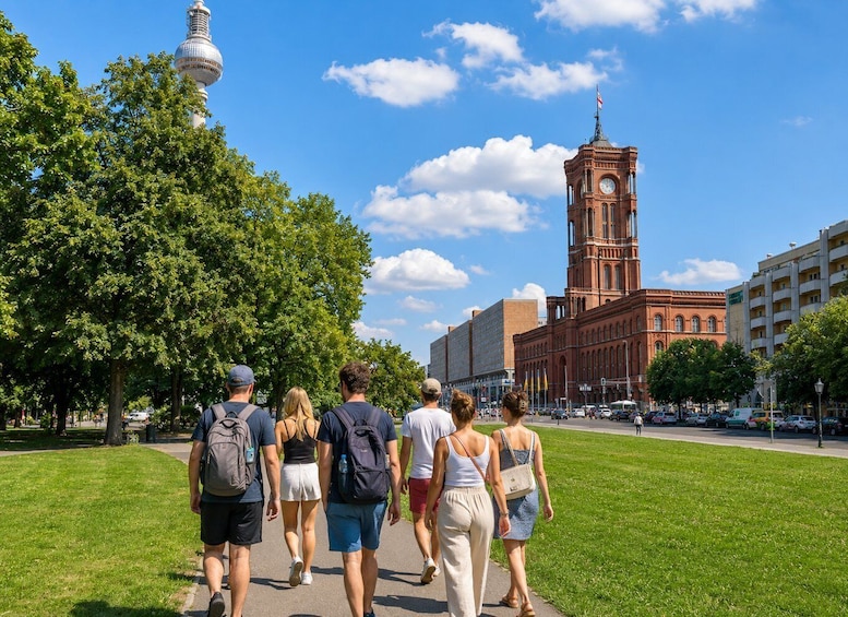 Picture 8 for Activity Berlin: Mitte Culinary Food Tour 3