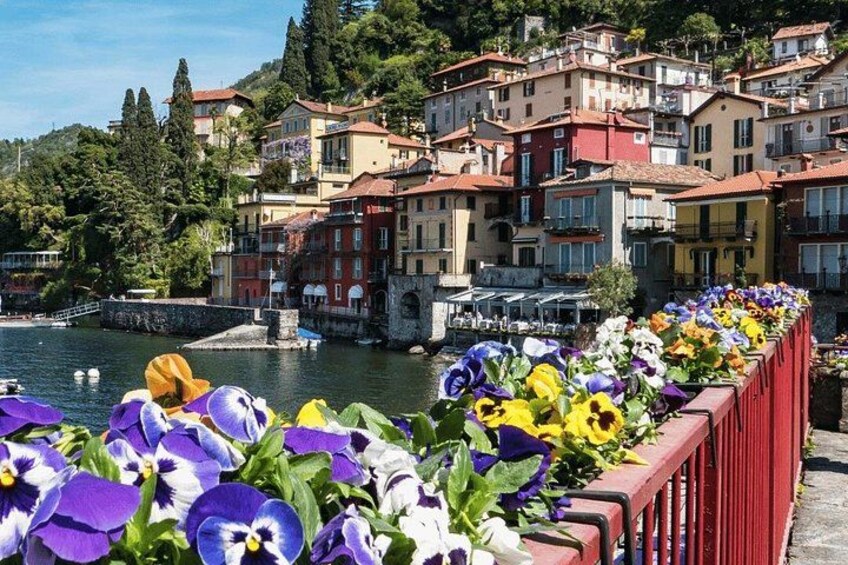 Varenna and Villa Carlotta with aperitif in Villa Monastero 1