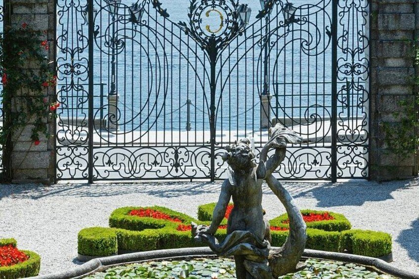 Varenna and Villa Carlotta with aperitif in Villa Monastero 3