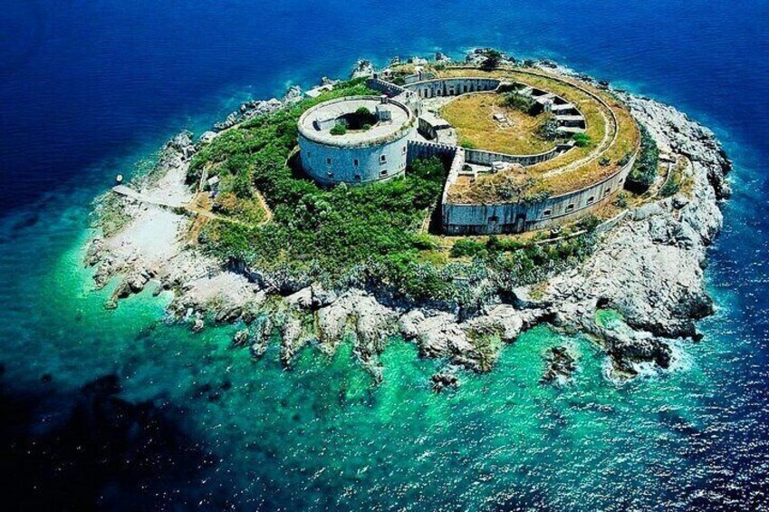 Prison island “Mamula”