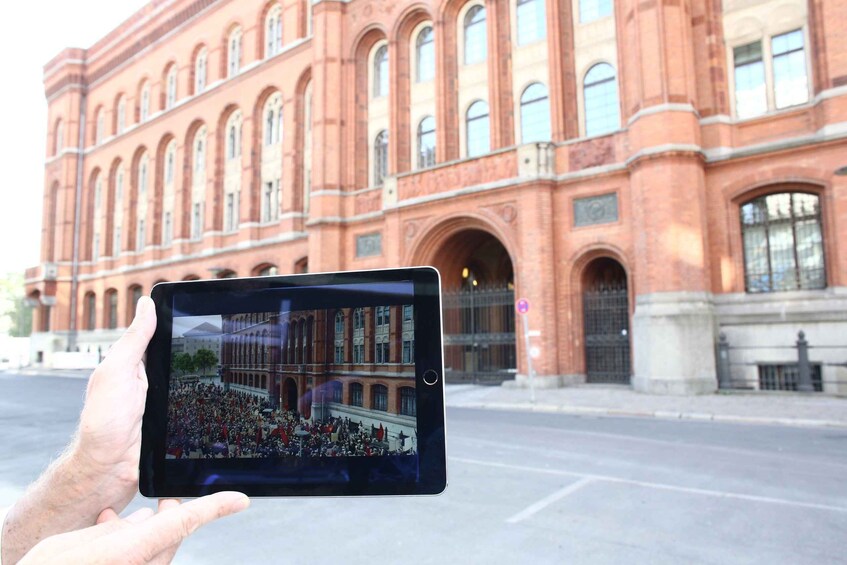 Picture 3 for Activity Berlin: "Babylon Berlin" Walking Tour 2