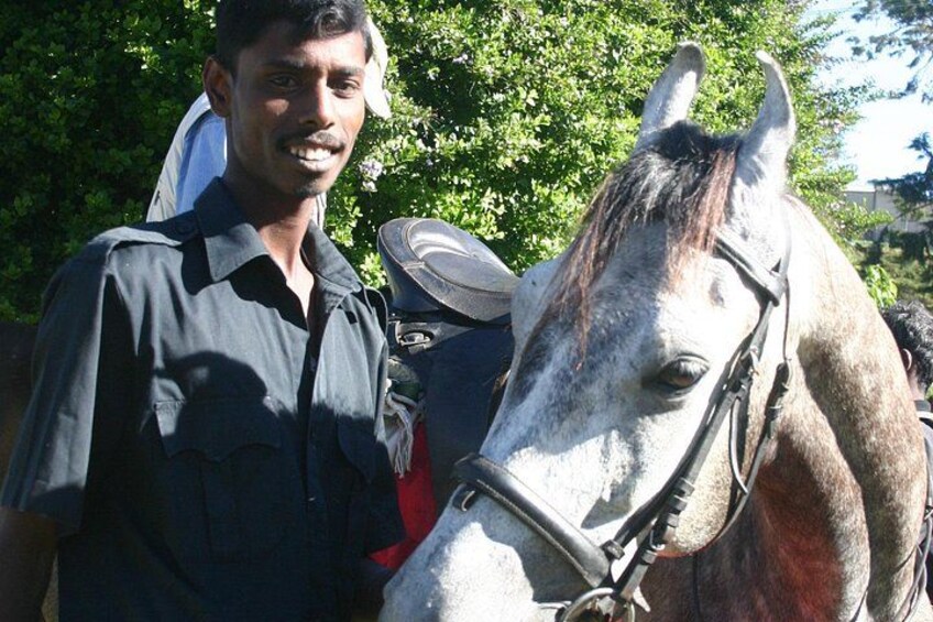 4-Hour Horse Riding in Nuwara Eliya 3